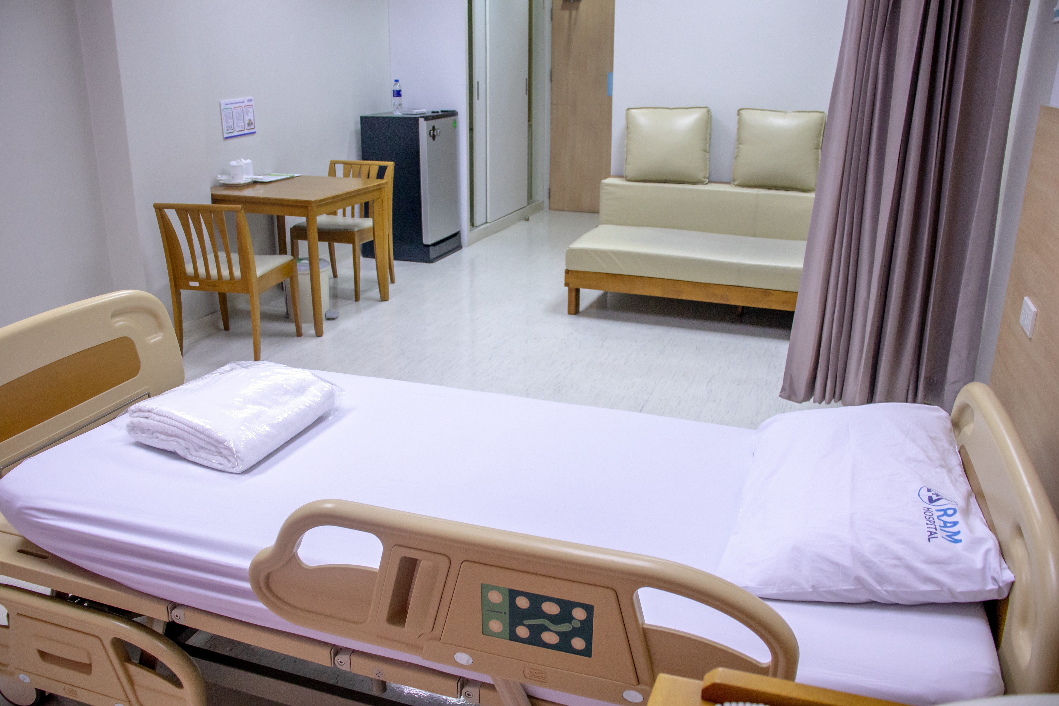 ห้องเดี่ยวพิเศษ อาคาร 2